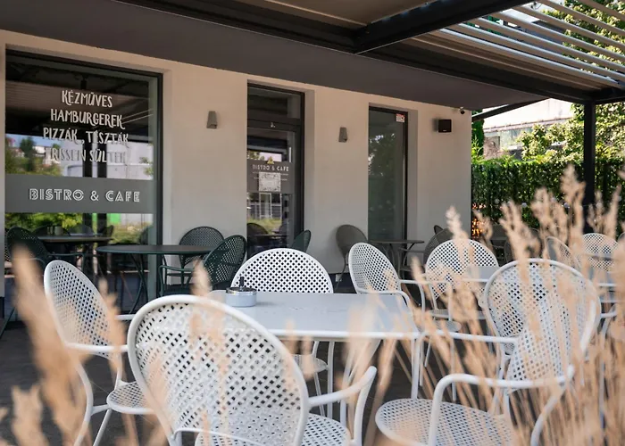 Lignum Hotel